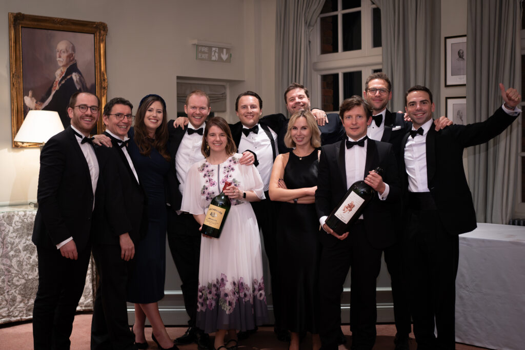 sell wine with Cru Wine