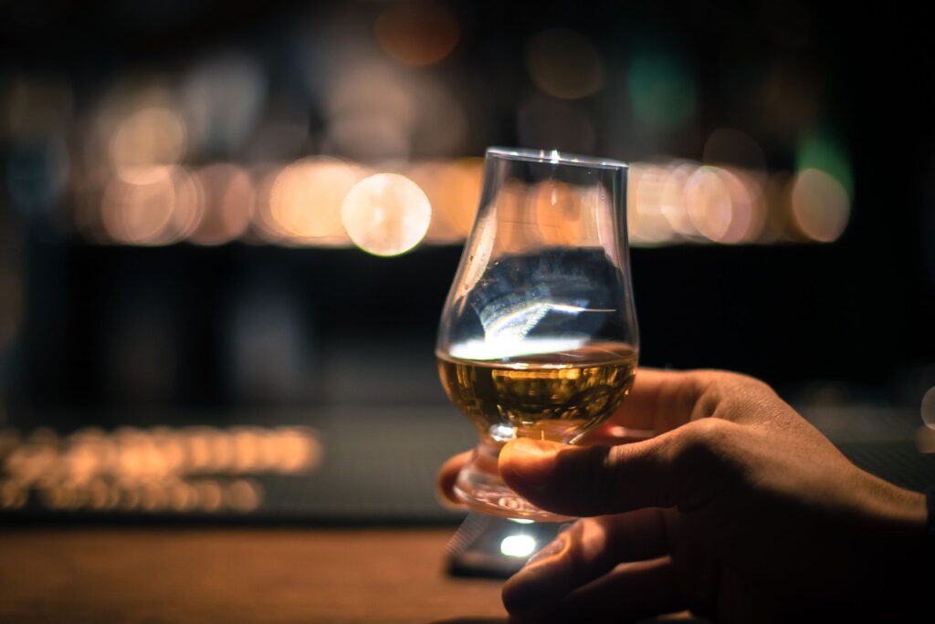 Why Maturation Shapes the Significance of Age Statements in Whisky​