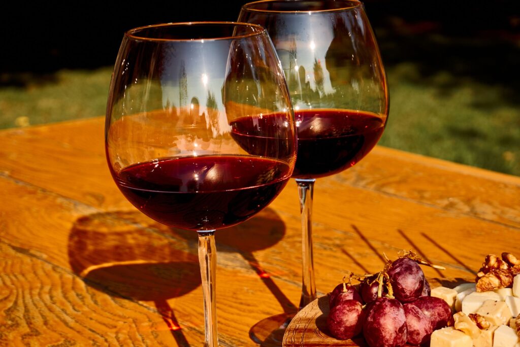 What Determines Fine Wine Prices?​